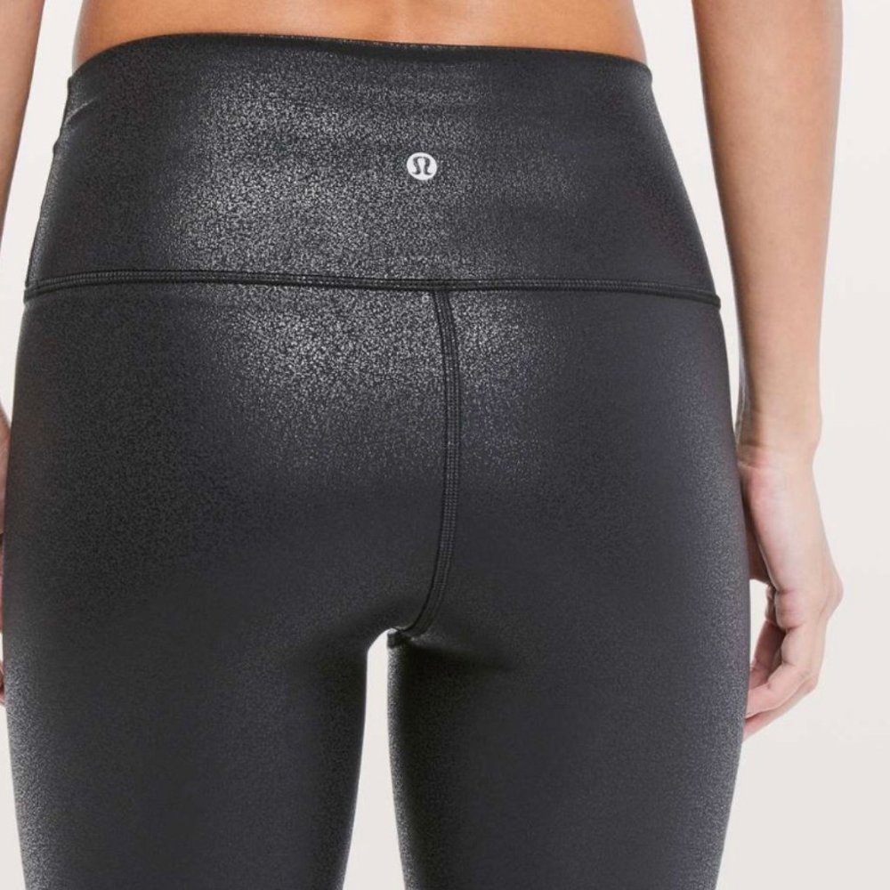 NWT Wunder Under Hi Rise Leggings FOIL